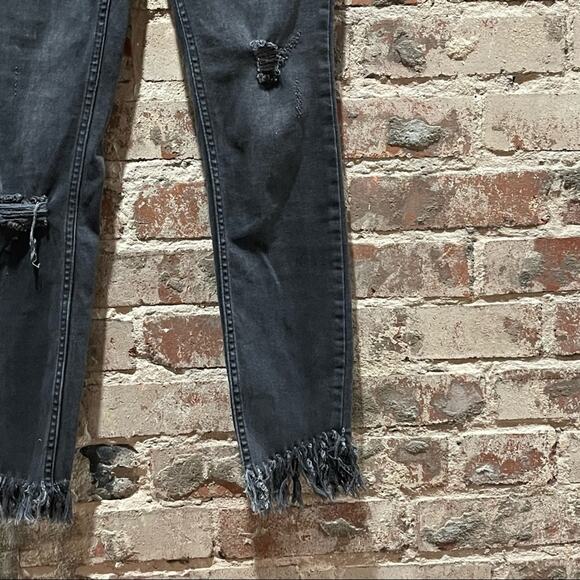Free People Great Heights Frayed Jeans Size 24 - Picture 6 of 11